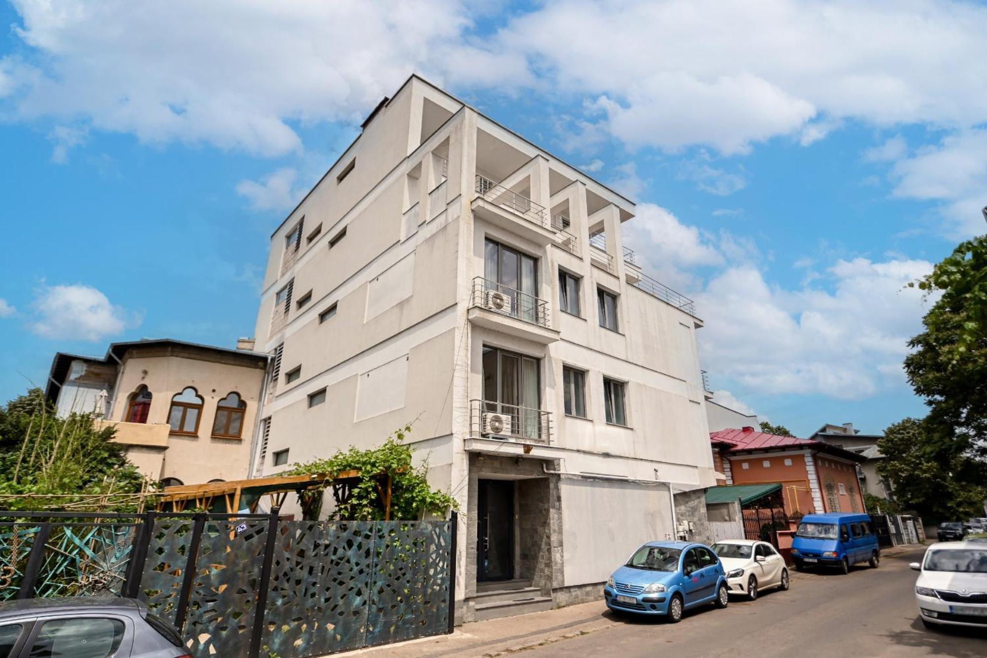 Urban Elegance - Stylish Central Accommodation Bucharest Luaran gambar